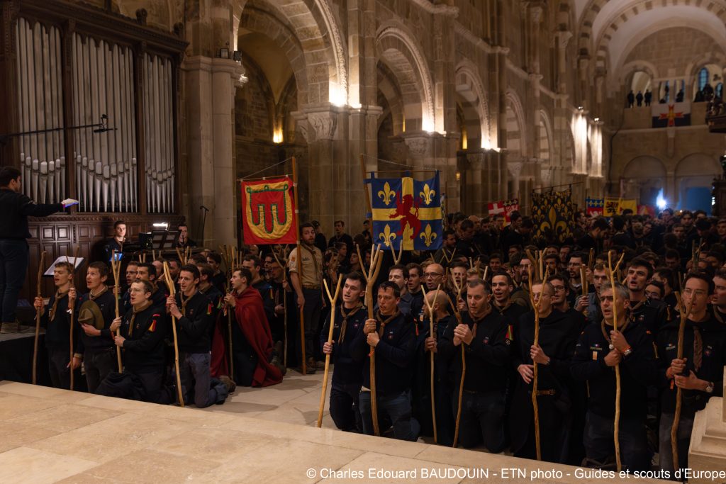 20241102 vezelay ceb cer52342 avec accentuation bruit.jpg