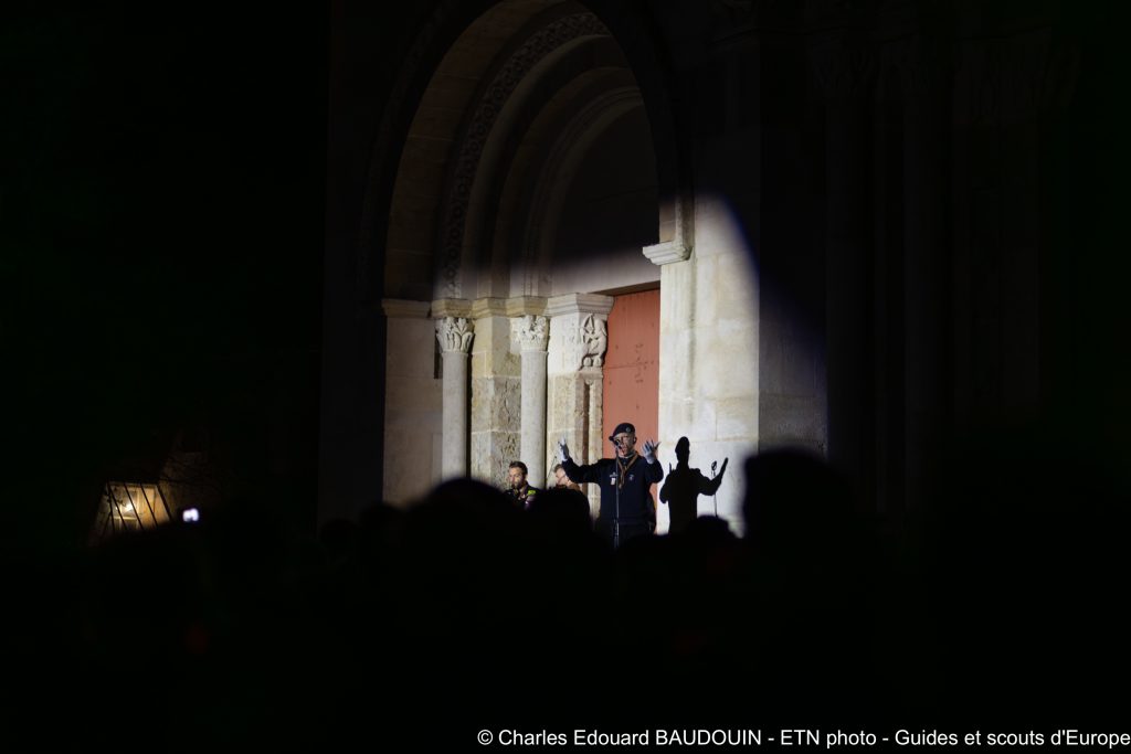 20241102 vezelay ceb cer60457 avec accentuation bruit 1.jpg