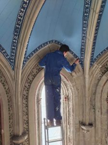 La restauration de la peinture des voutes